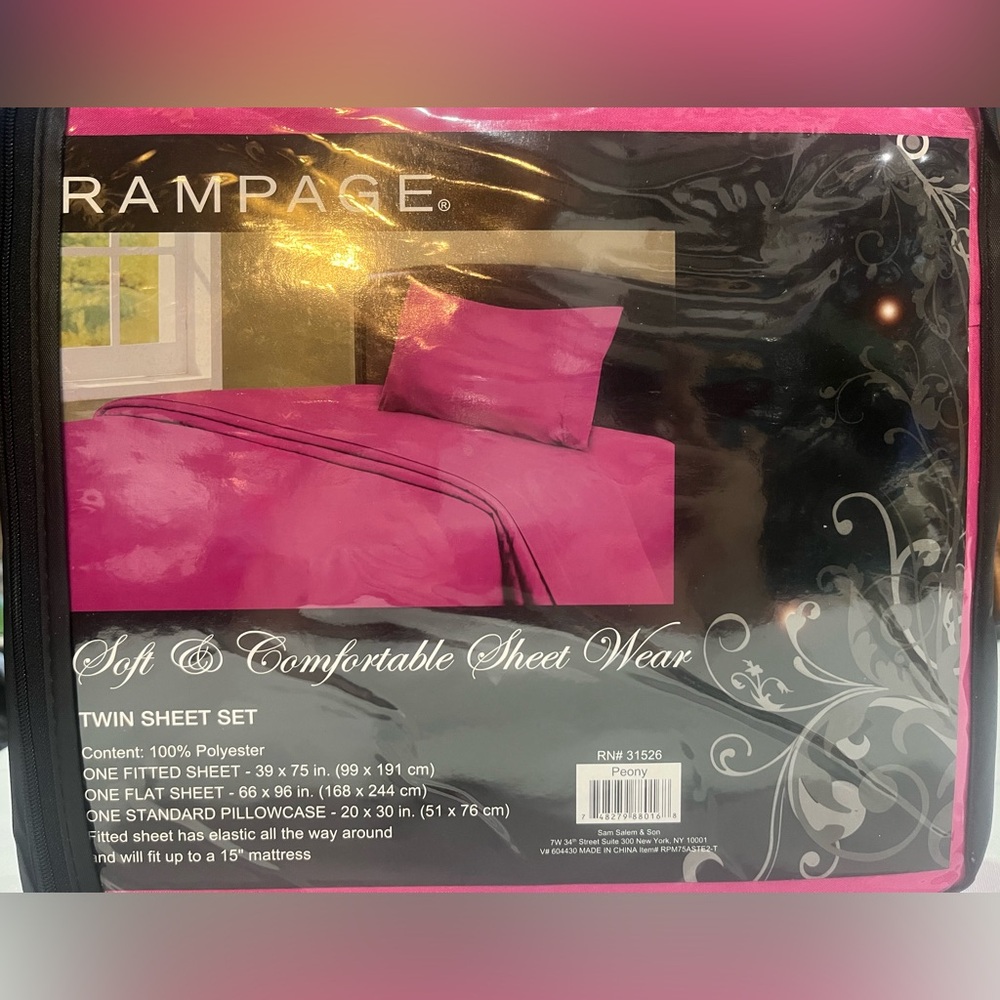 Brand New Rampage twin sheet set
